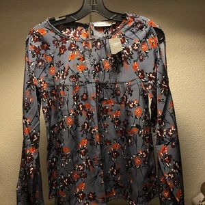 NWT🌪A&F Floral Blouse